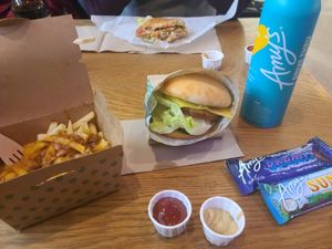  at SFO - Amy's Drive Thru - T1 in South San Francisco