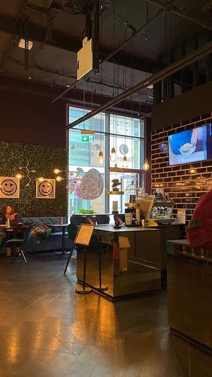 Seating   at Yuícery - Milaneo in Stuttgart