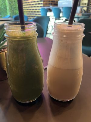 Chai latte and green machine  at Yuícery - Milaneo in Stuttgart