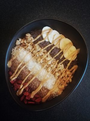 Açai smoothie bowl at Yuícery - Milaneo in Stuttgart