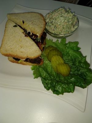 The most amazing mushroom burger on GF bread at Inika Foods in Wilton Manors
