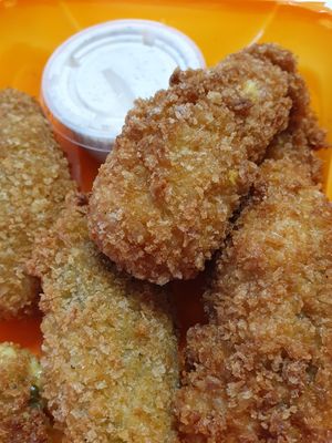 Jalapeno poppers  at Inika Foods in Wilton Manors