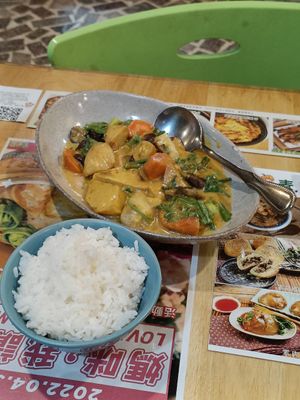  at ZìRán Fēng Shū Huó Fāng 自然楓蔬活坊 - Maple Root in New Taipei City