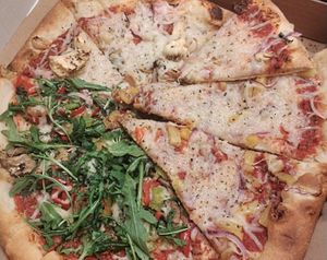 Leftovers! ❤️ at SQZBX in Hot Springs