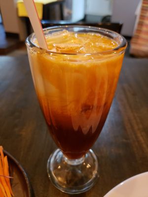 Thai iced tea at I'm Vegan in Chicago