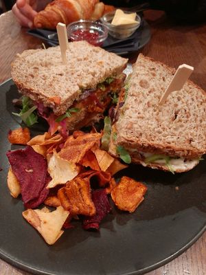 Very vegan club at Burgemeester Reiger by Anne&Max in Utrecht