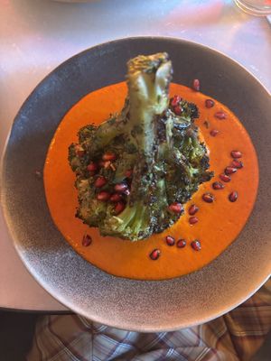 Brócoli   at Flax & Kale in Madrid