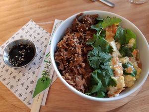 Main / my vegan japanese girlfriend at Flax & Kale in Madrid