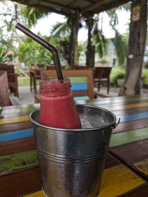 Beetroot ginger orange celery smoothie - real fresh! at Miss Island in Koh Muk