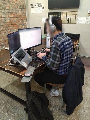 Laptop stands and computer monitors are available to borrow. at 8 Meters Coworking Space 八米共同工作空間 in Taipei
