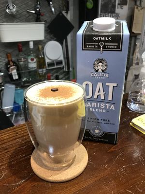 Dalgona Coffee 400次咖啡 at 8 Meters Coworking Space 八米共同工作空間 in Taipei