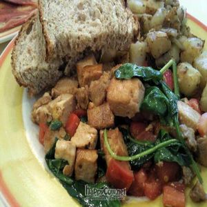 Tofu Scramble with spinach, soy sausage and tomatoes at Lucy's Cafe in Chicago