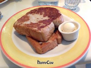 Vegan French toast at Lucy's Cafe in Chicago