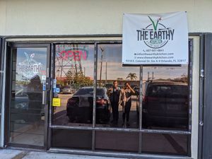 The outside of the restaurant at The Earthy Kitchen in Orlando