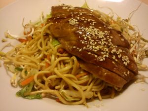 Chow Mein with seitan at Loving Hut - Na Porici in Prague