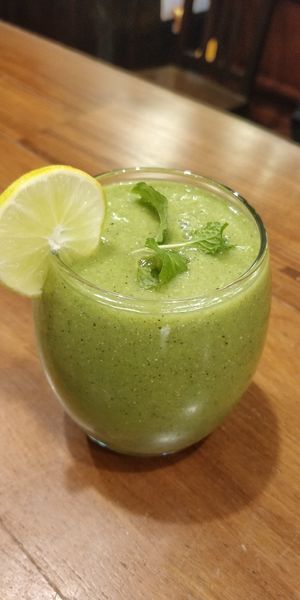 Green quee at Coffee Ideas in Auroville