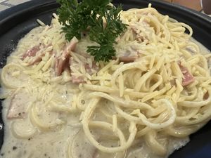 Carbonara bacon 7/10   at Bazil Kitchen in Central Singapore