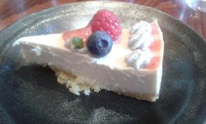 lemon no-cheese cake (cashew based) at Itadakizen in London