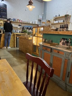 Counter  at Sip and Wonder in Alicante