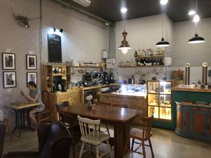 Like i am in the central perk from friends ❤️ at Sip and Wonder in Alicante