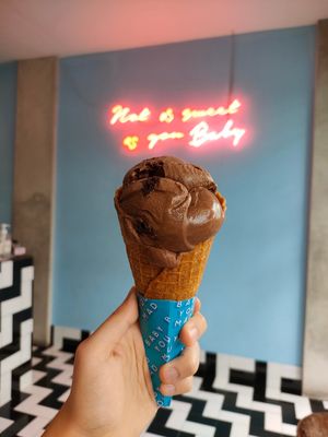 Double chocolate brownie at Mad Pops in Canggu