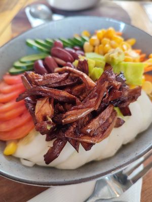 tofu bowl at Soul Food in Kandy