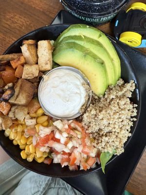 Quinoa bowl  at Santos Coffee With Soul in Oranjestad