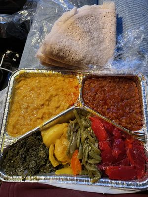 Mixed vegan platter at Addis Abebaye in Mainz
