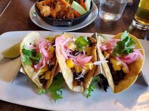 Taco appetizer at Spirit Elephant in Winnetka