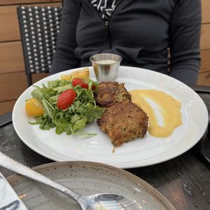 crabless cakes  at Spirit Elephant in Winnetka