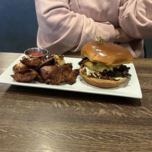 pulled mushroom bbq burger w potatoes  at Spirit Elephant in Winnetka