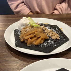 apple crisp  at Spirit Elephant in Winnetka