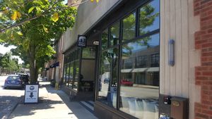 Curbside pick up at Spirit Elephant in Winnetka