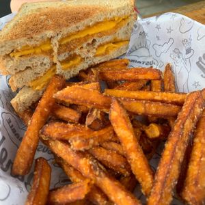 Kids grilled cheese at Bareburger in Woodcliff Lake