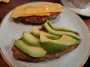 Bocadillo con aguacate, tomate y queso vegano! at La Teteria  in Malaga