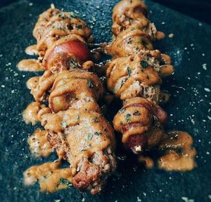 anticuchos at Aguacate in La Paz