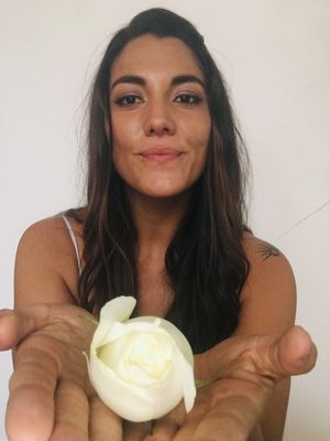 Herbalist and yoga teacher at Smart Break in Acapulco