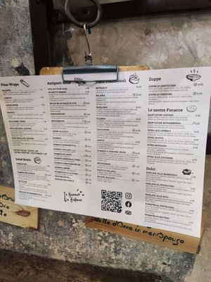 Menu at Santo Falafel in Florence
