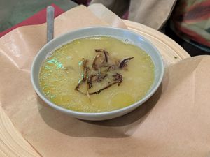 Zuppe di lenticchie 10 € at Santo Falafel in Florence