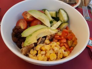 Peruvian salad (quinoa and vegetables but no chickpeas, as listed in the menu) at Cafeteria Alcala in Cullera