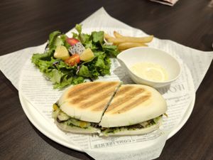  at Chóng Dé Fā Shū Shí 崇德發蔬食 in New Taipei City