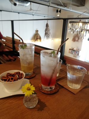 Refreshing drinks at il riccio in Himeji