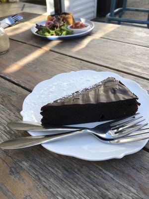 mud cake at Two Mountains Merchants in Thirroul