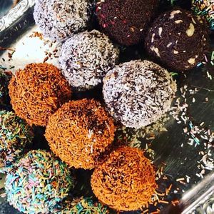 Veganske romkugler at Vikingebageren in Roskilde