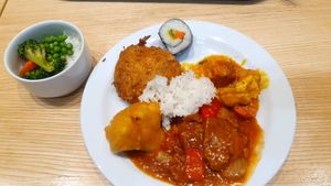  at Loving Bistro - OC Flora in Prague