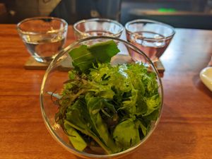 土曜日ランチコース(¥3900)の前菜サラダと日本酒の3種飲み比べ(¥900) at Veganic Monkey Magic 浅草 in Tokyo