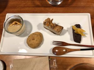 Dessert platter  at Veganic Monkey Magic 浅草 in Tokyo