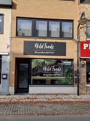 Front at Wild Foodz by Hotel Entree in Bruges