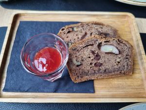 Banana bread at Kaffee Kamiel in Bruges