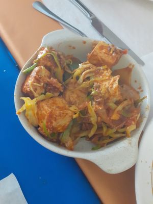 Tofu chilli (vegan) at Cozinha de Sonia  in Portimao